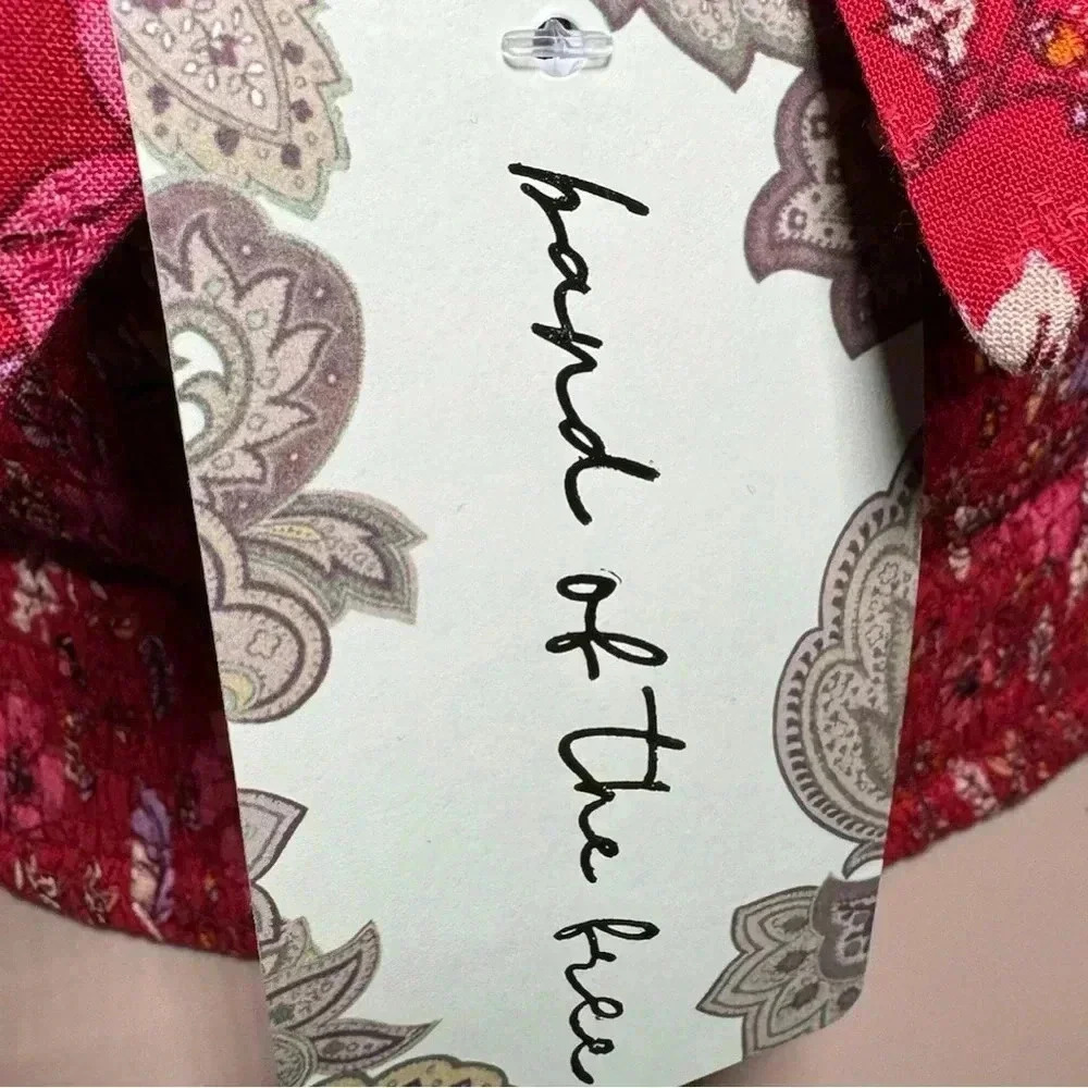 New B.O.G. Collective Band Of The Free Boho Red Floral Blouse Smocked Crop Sz M - Picture 7 of 13